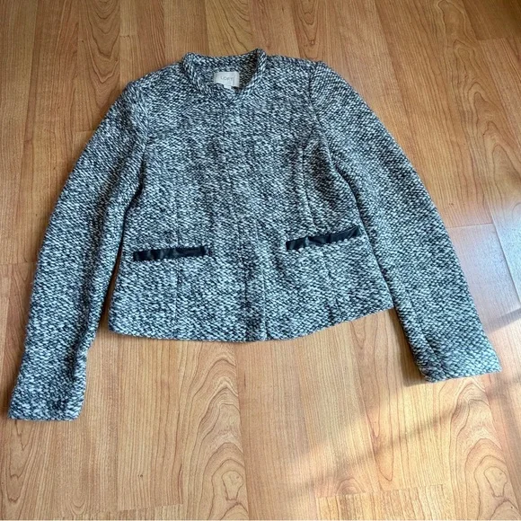 LOFT Women’s Black & White Tweed Herringbone Long Sleeve Blazer Size 4 - Picture 3 of 9